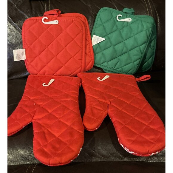 4~Christmas House Holiday Pot Holders 2-Pack With Santa & 2 Snowman Prints 7"x7" - Picture 9 of 9